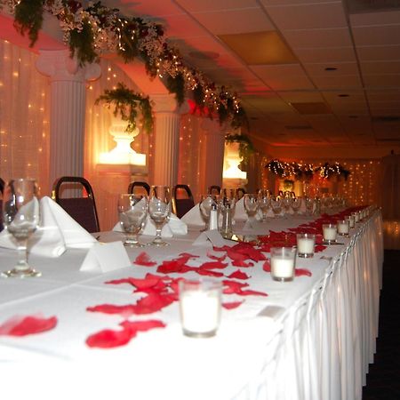 Boarders Inn & Suites By Cobblestone Hotels - غراند آيلاند المظهر الخارجي الصورة